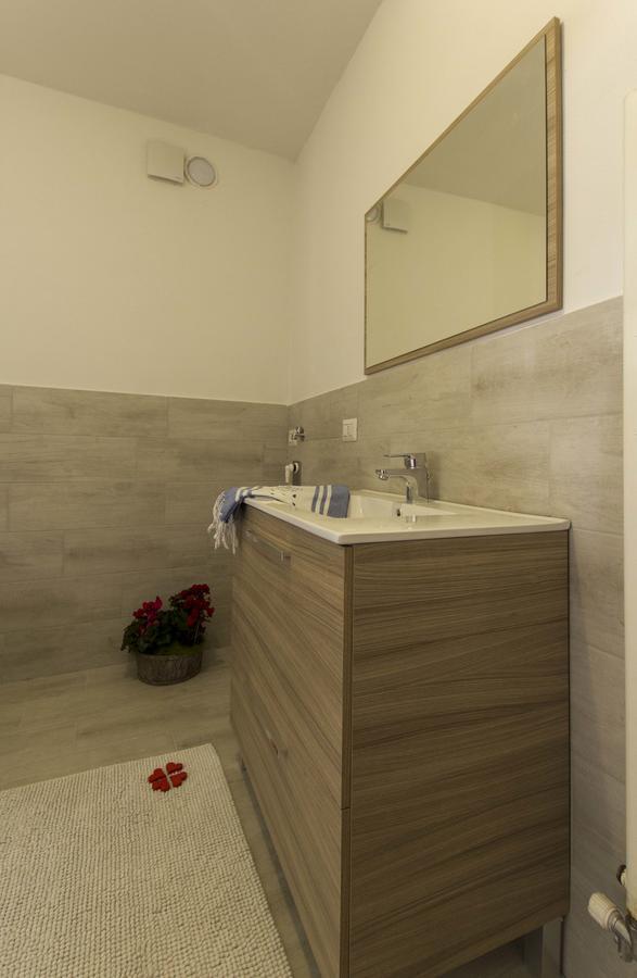 Apartamento Casa Madali' - Nel Borgo Marone Exterior foto