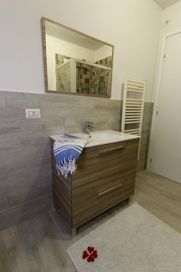 Apartamento Casa Madali' - Nel Borgo Marone Exterior foto